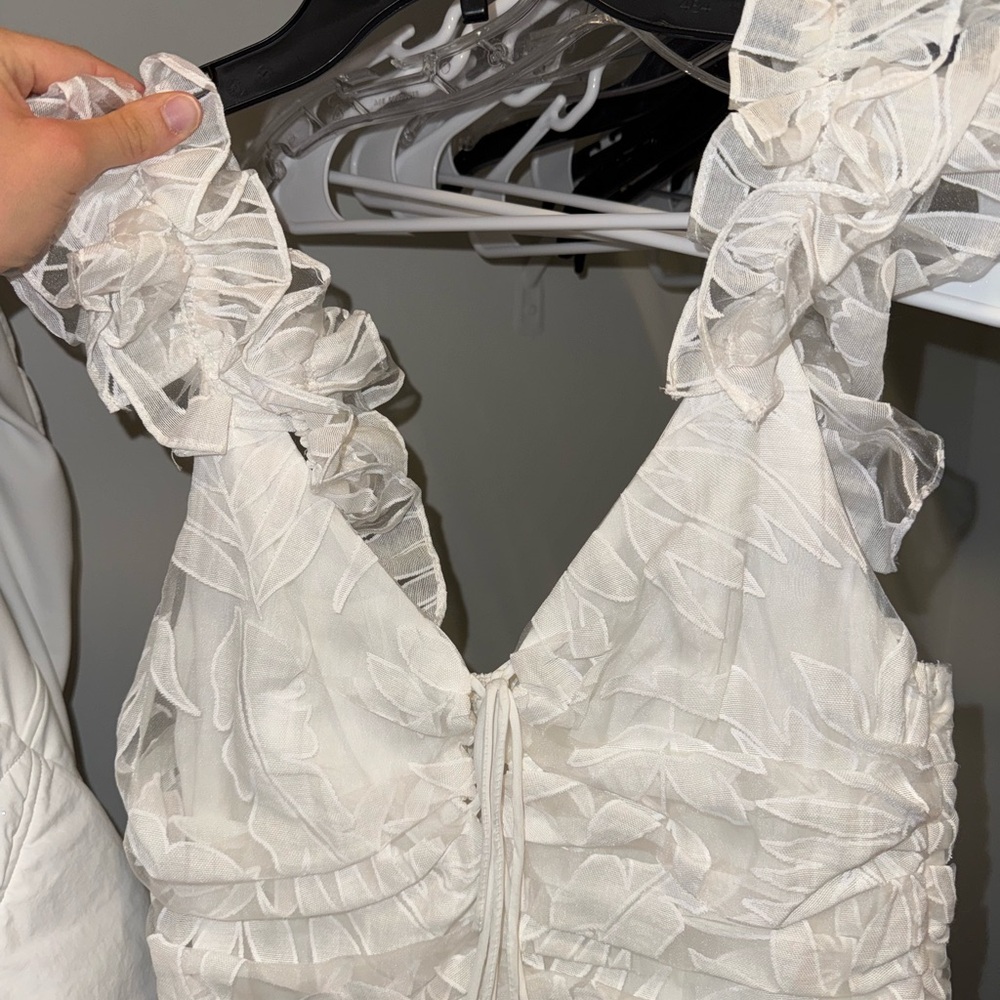 DO+BE White Lace Detail Top